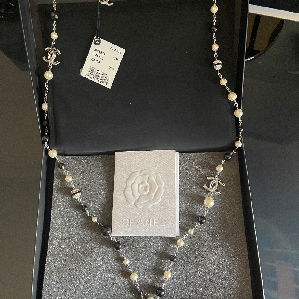 Channel White and Black and crystal brand new Necklace and Bracelet